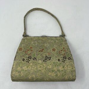 Vintage Brocade Kisslock Handbag🖤